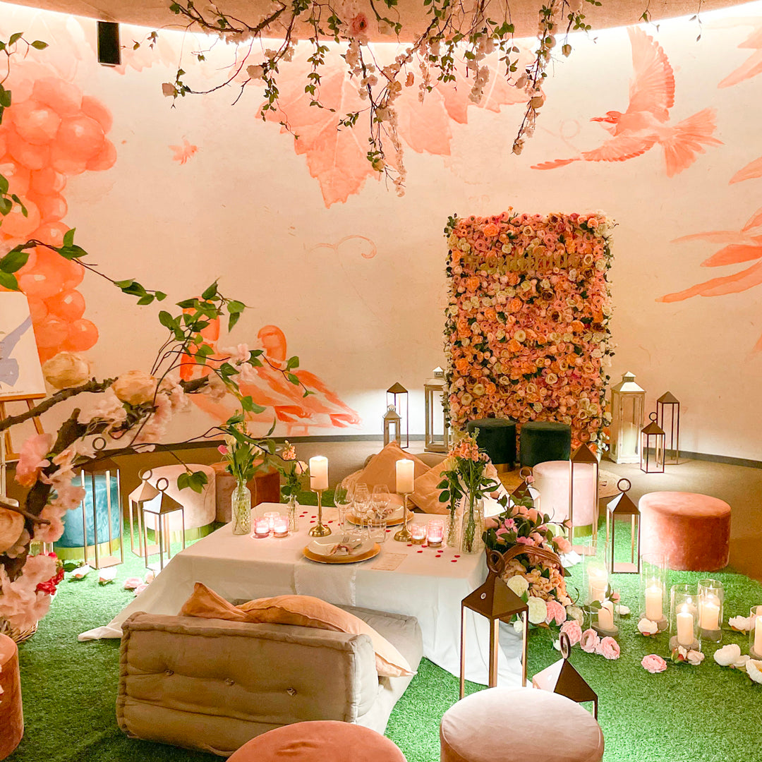 Exclusive Romantic Lounge