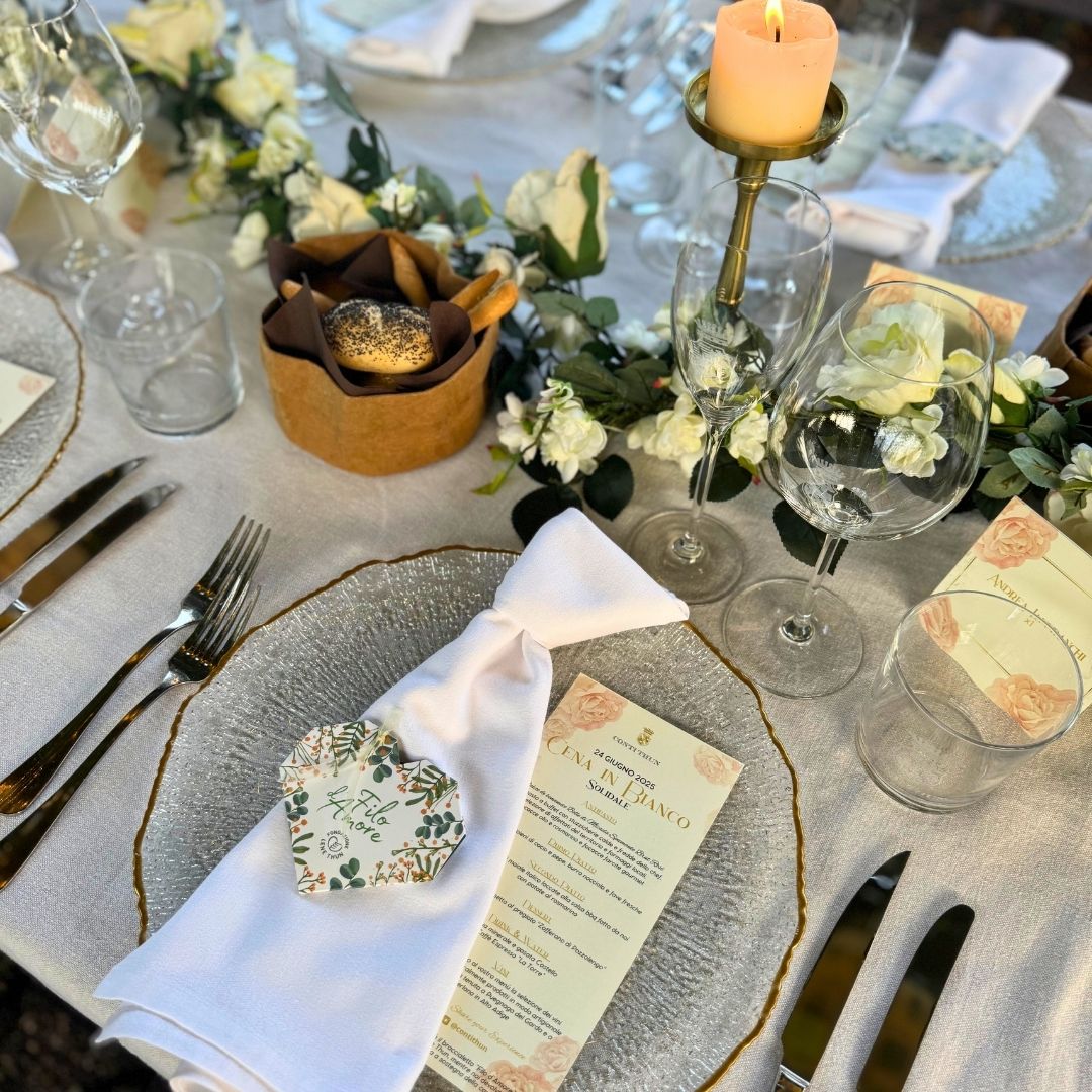 
                  
                    White Dinner in the Vineyard
                  
                