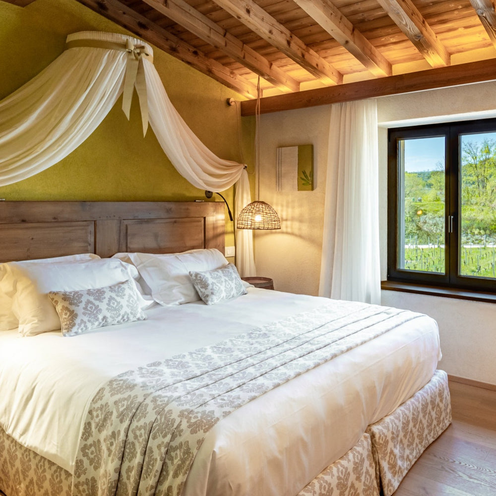 
                  
                    Comfort Room with vineyard view
                  
                