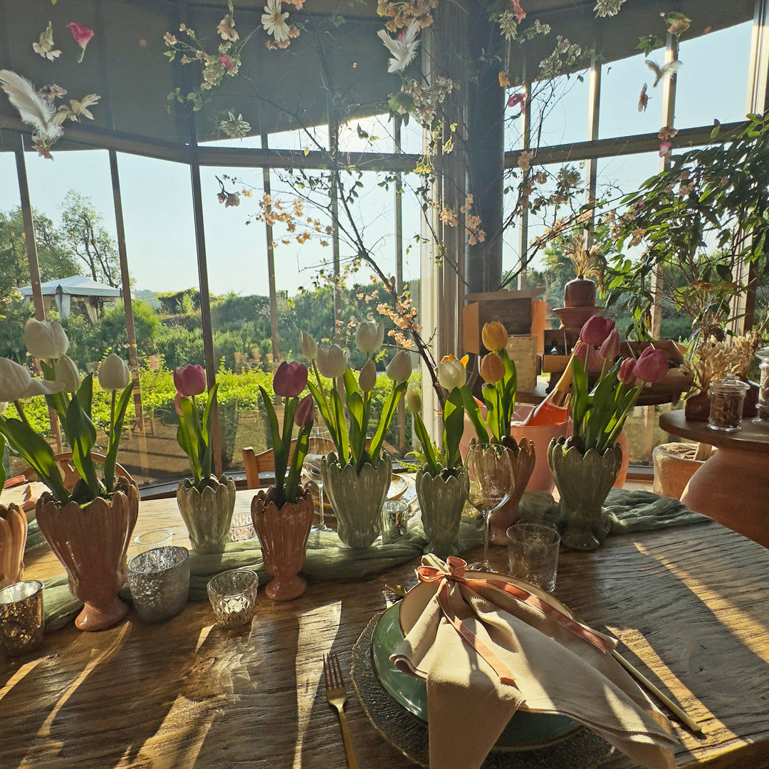 
                  
                    Rose&Tulipani Lounge
                  
                