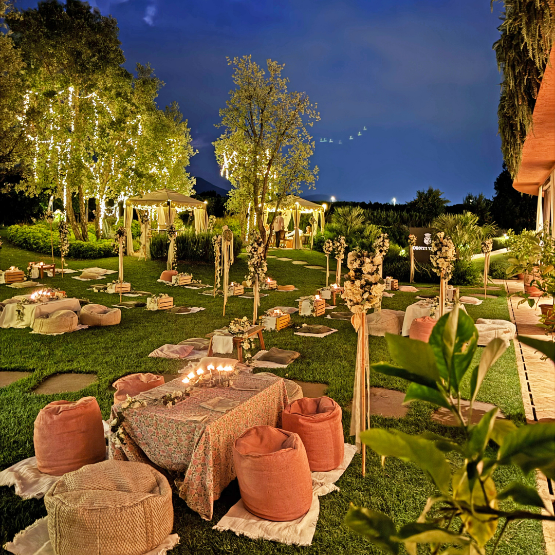 
                  
                    Royal PicNic Garden Party
                  
                